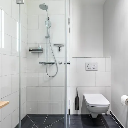 Godewindpark Deluxe-suite 2-18 * Lübeck